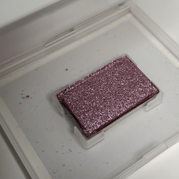 NEW Mary Kay Mineral Eye Color - Shimmering Lilac (1.4g) - Picture 3 of 4